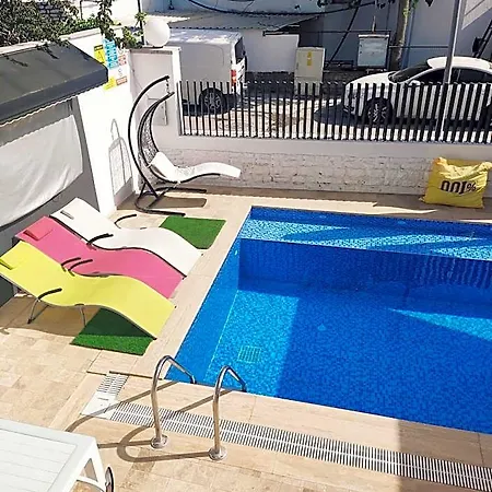 Exen By Weekend Hotel 3*
