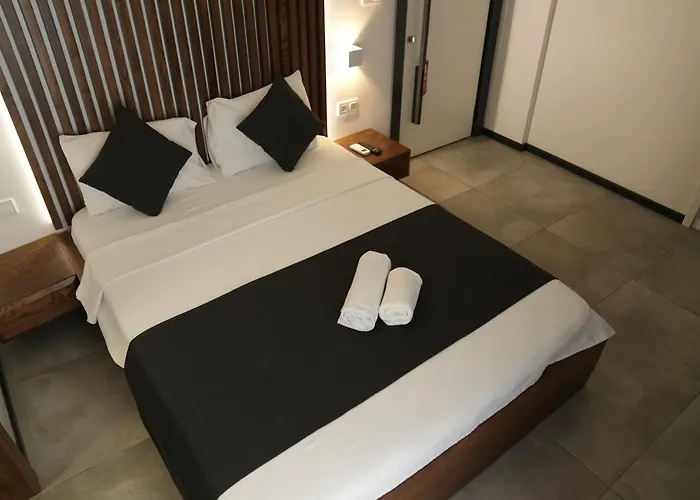 Exen By Weekend Otel 3*