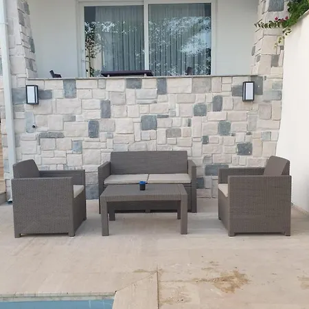 酒店 Exen By Weekend 3*