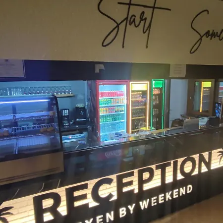 Exen By Weekend 酒店