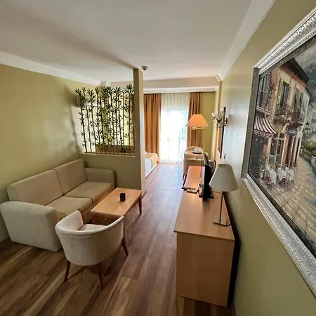 酒店 Exen By Weekend 3*